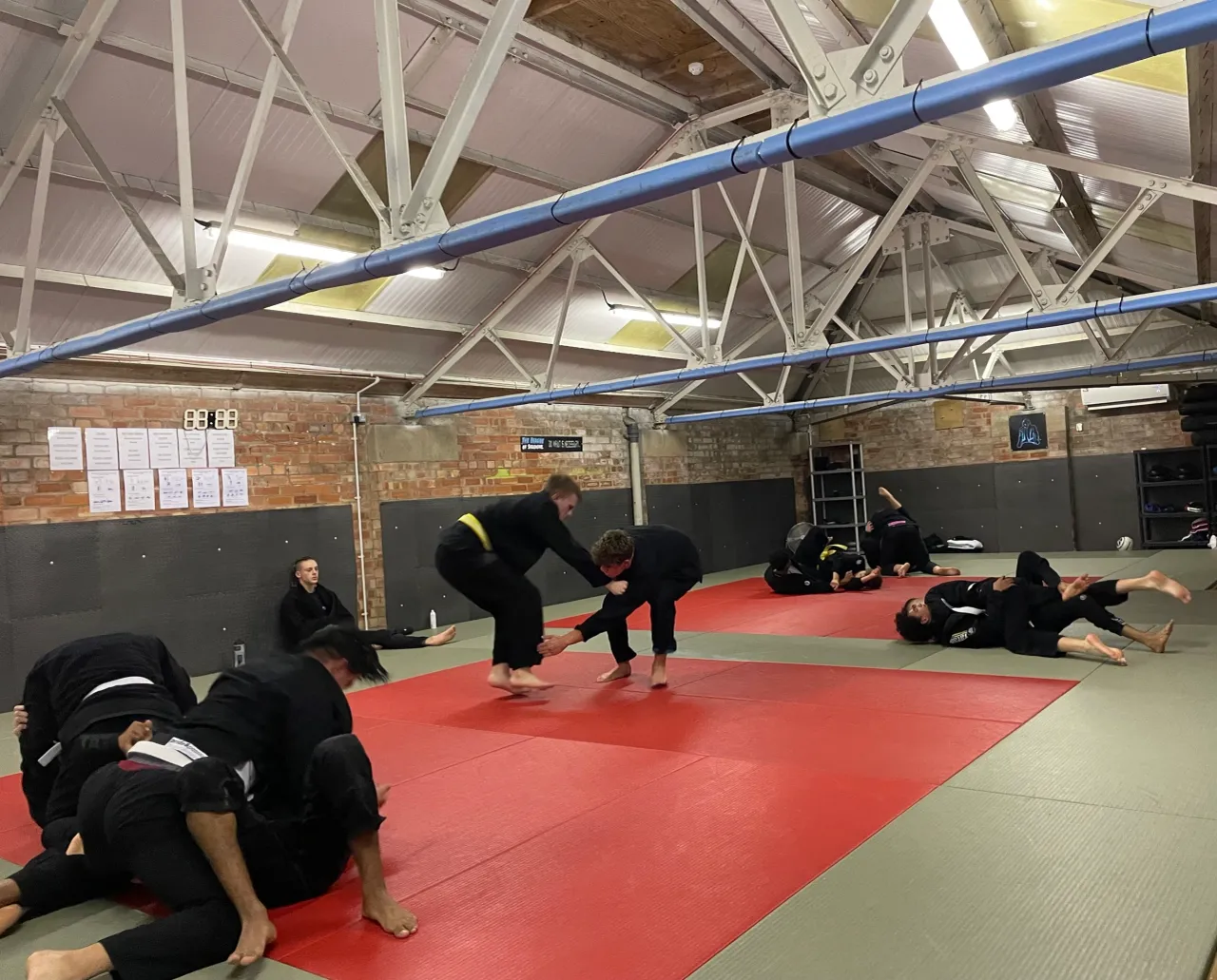 Gi/Kimono BJJ training photo 14 - Scuffle Jiu Jitsu, Lincoln
